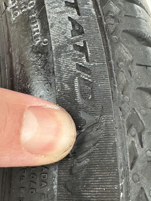 Vand set 2 anvelope All Seasons PIRELLI Cinturato SF2 225/40 R19