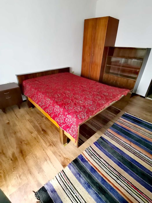 Дава се под наем Тристаен апартамент в Бургас, Зорница - 70 кв.м за 229.5 € - Снимка #1