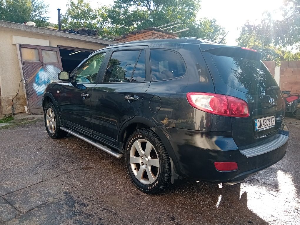 Продавам Hyundai SANTA Fe