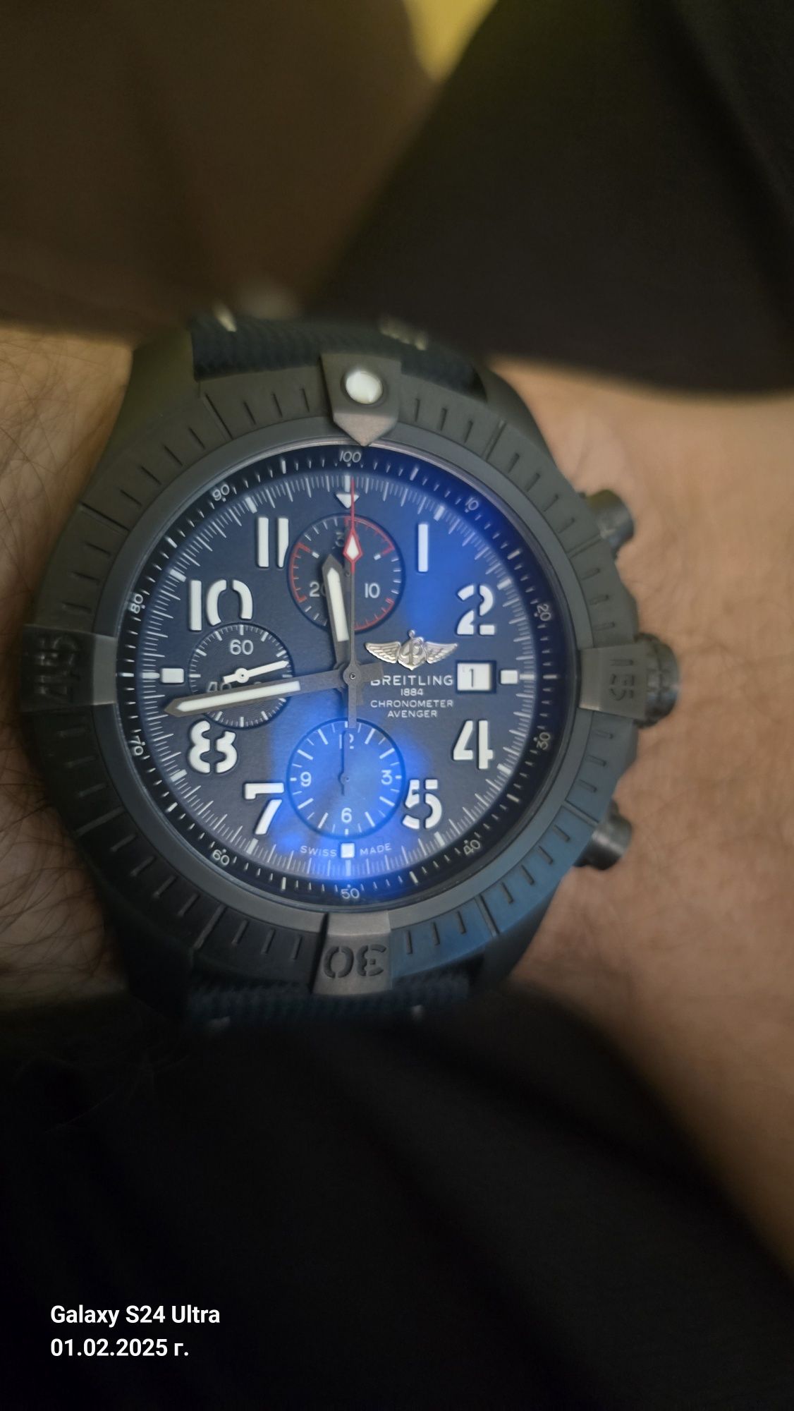 Breitling Super Avenger Chronograph 48mm Night Mission
V13375101C1X1