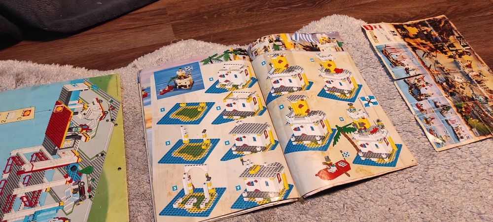 Carte cu seturi de constructi lego vintage