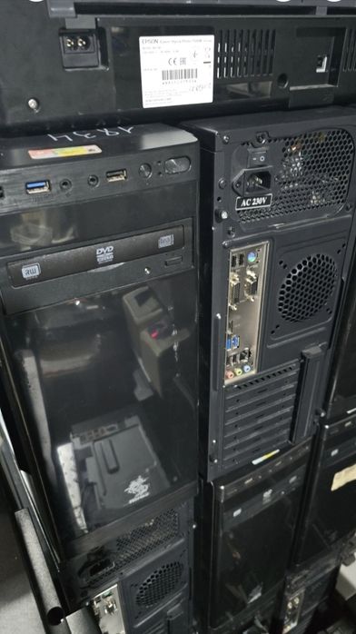 Intel core i5-9/8/250ssd