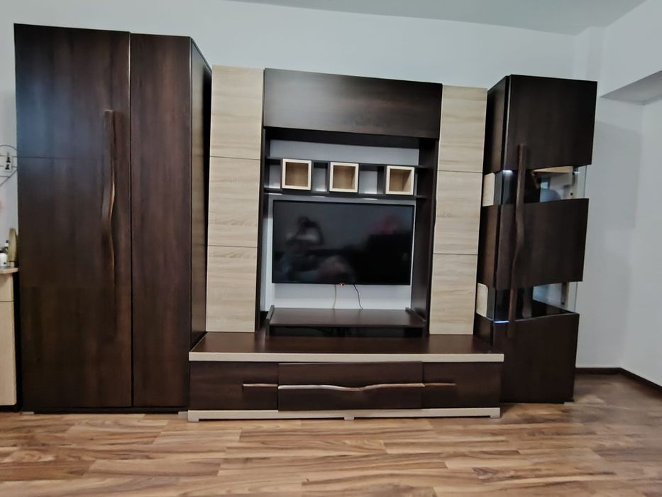 Mobila living ( L 3.15 , l 1.92. )