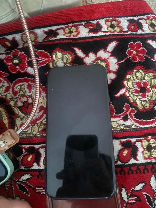 Продам айфон хр 64 в идеальном состояние