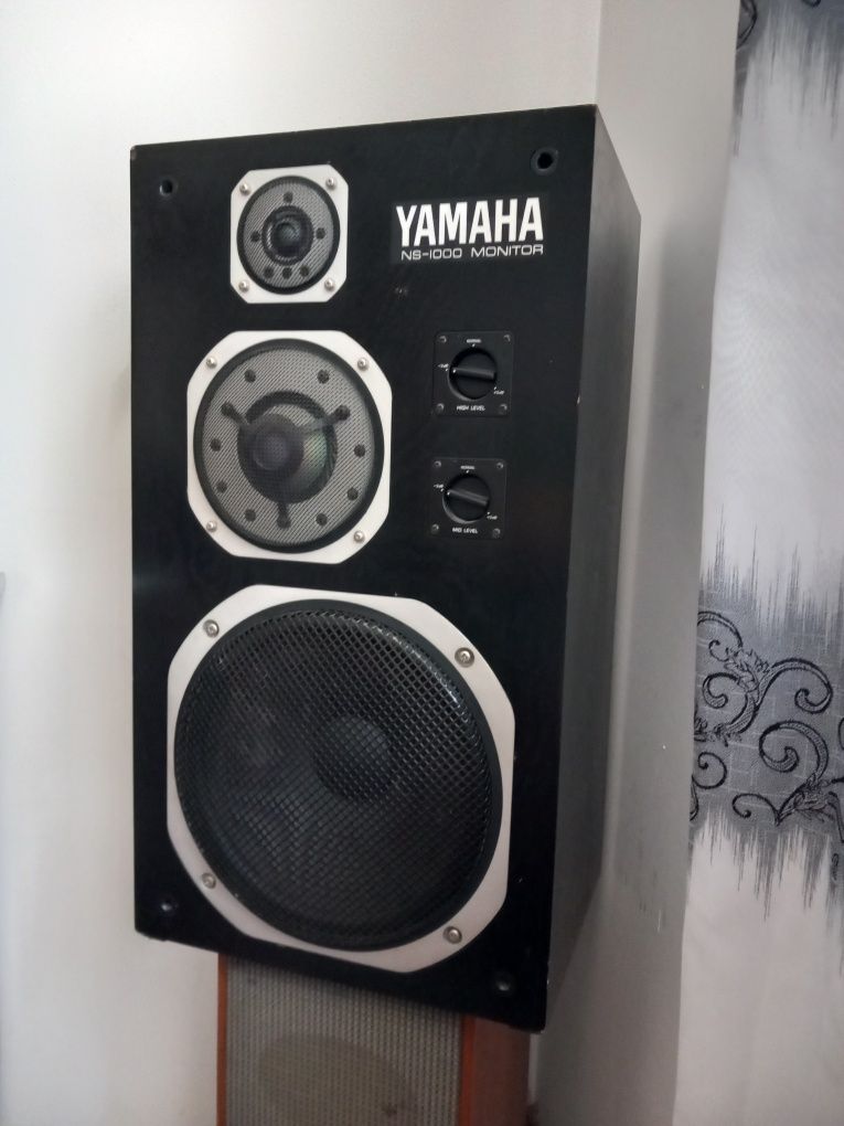 Vând boxe Yamaha ns 1000 Technics, Onkyo.