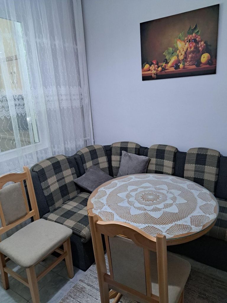 Дава се под наем Двустаен апартамент в Пловдив, Гагарин - 80 кв.м за 475 € - Снимка #4