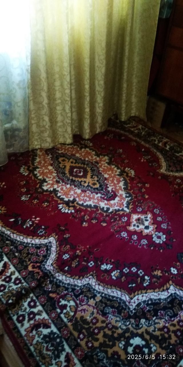 Квартира дом сотилади