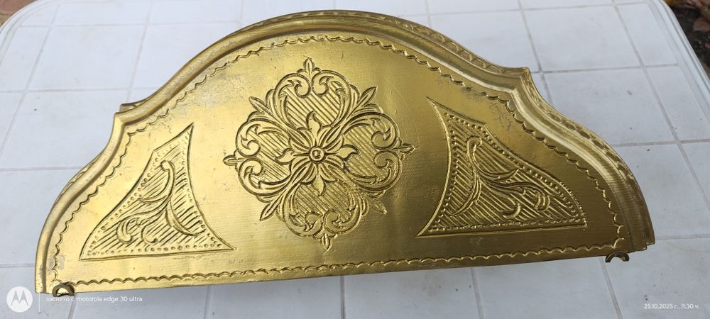 Страхотна Италианска полица за стена