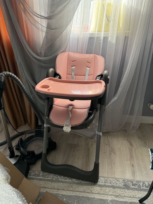 Продам детский стол