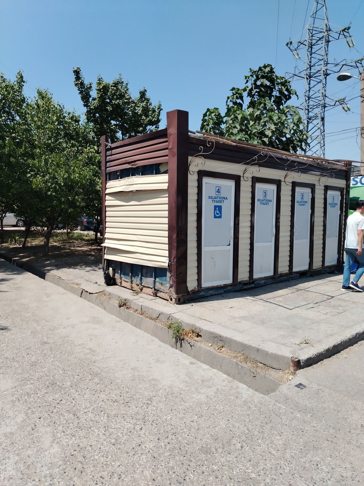 Из контейнеры готовий туалет за 2500$