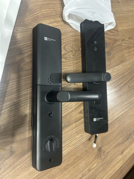 Замок входных дверей