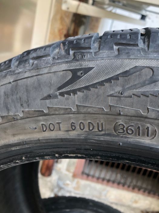 Зимни гуми 275 40 20 продавам/заменям