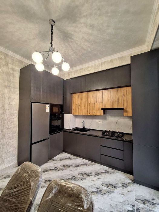 Botkina eski Toshmi yonida Diplomatiya Westminster Ashxabod Park Roʻpa