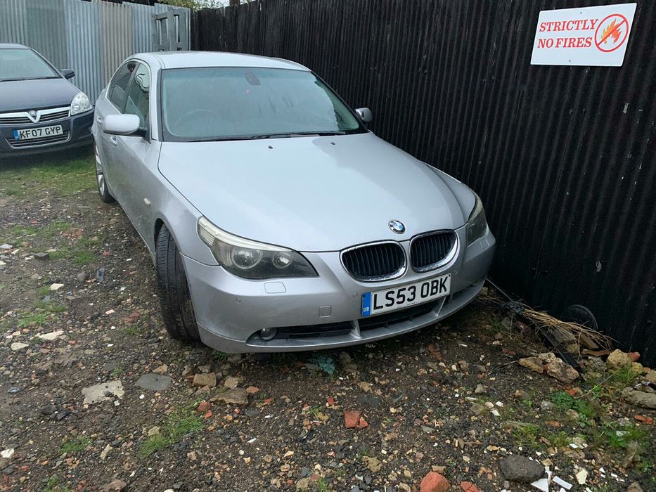 BMW E60, 2,5л, по запчастям