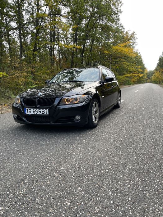 Vând bmw e91 an 2011