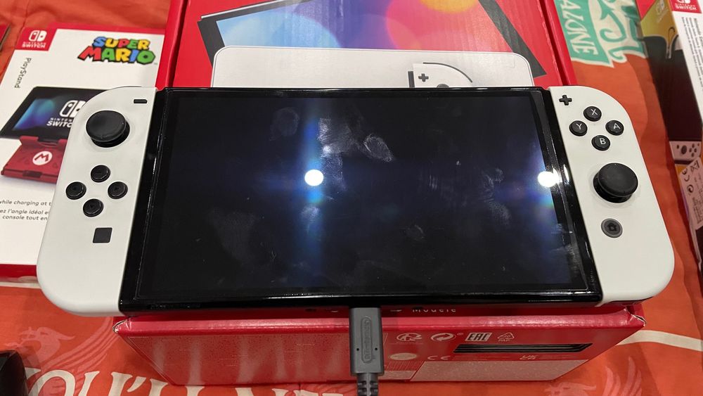 Nintendo Switch OLED (White) + Mario Accessories + Игри