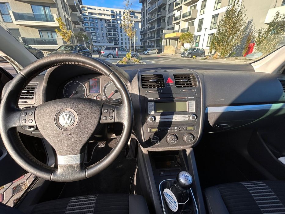 VW GOLF V 2008, 1.4 TSI 140 CP + set caucicuri noi