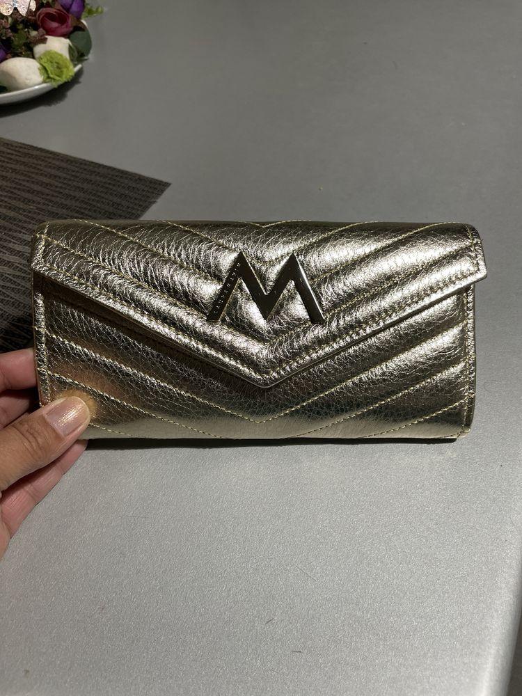 M Wallet Laura Maxim, Light Gold