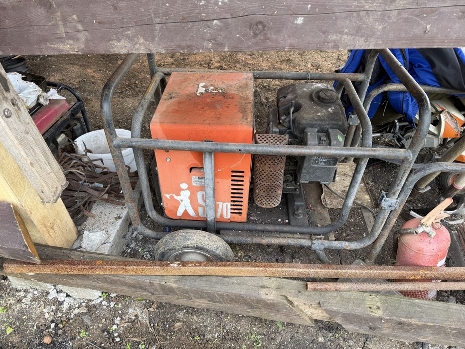Vand generator trifazic