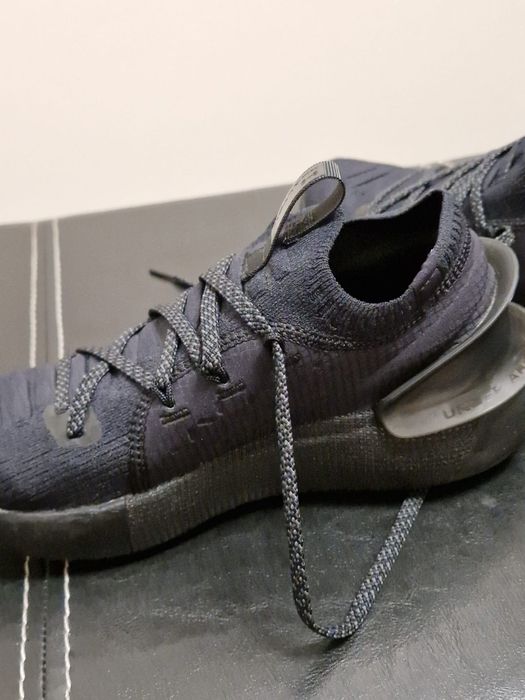 Under Armour phantom 3