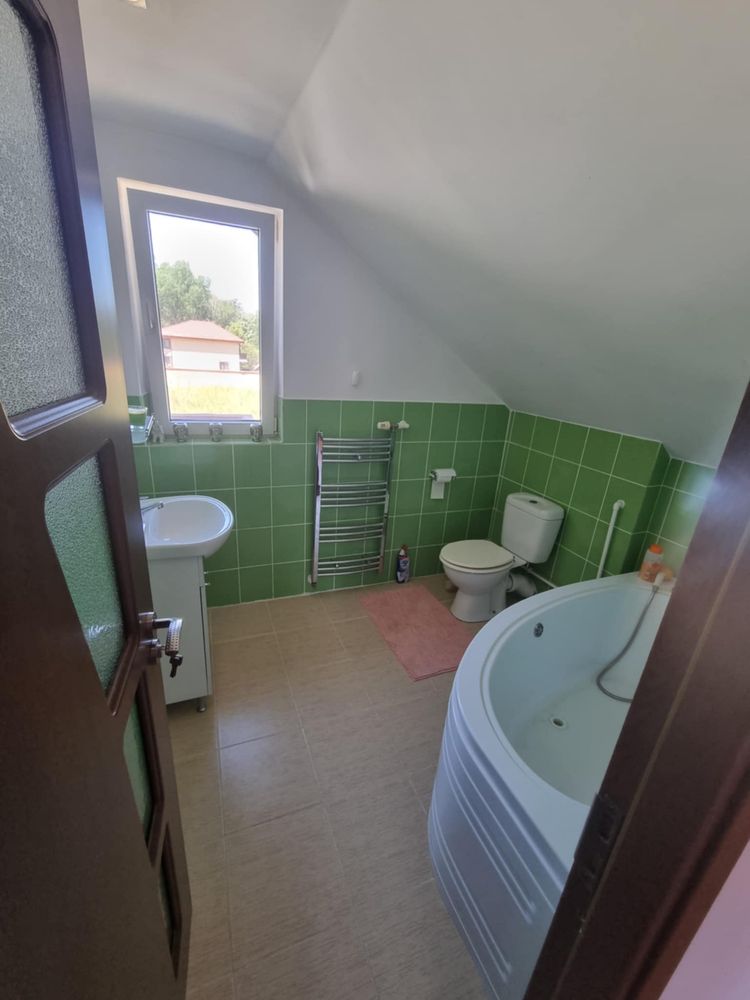 Casa de vanzare !!!