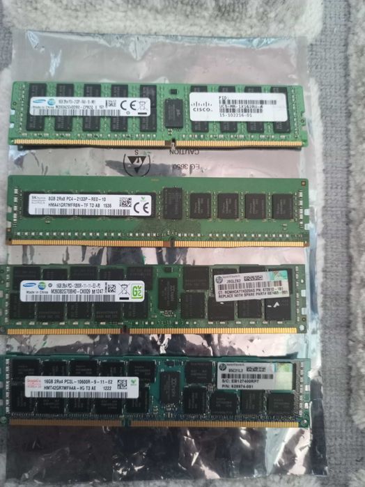 Vand rami pentruPC si servere diferite modele si frecvente
