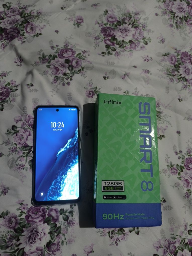 Infinix smart 8 8/128gb