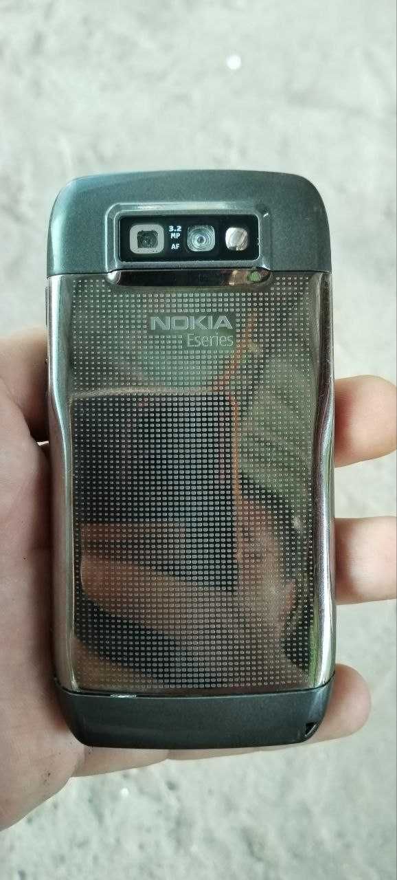 Nokia E71 (оригинал)