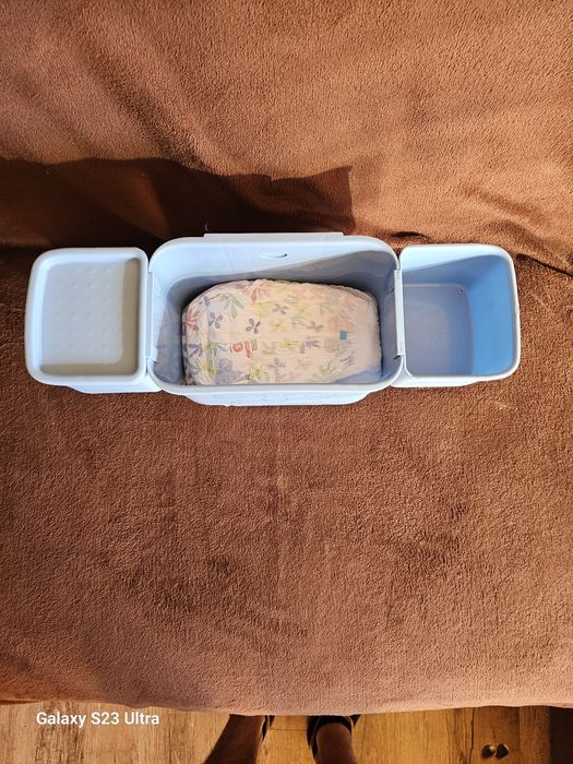 Vând orgnizator scutece