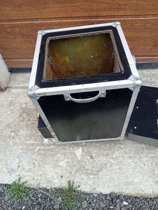 Vând mașină de fum greu gheață carbonica