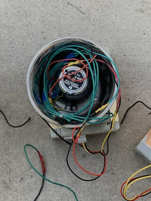 Serena sotiladi 200000so’m