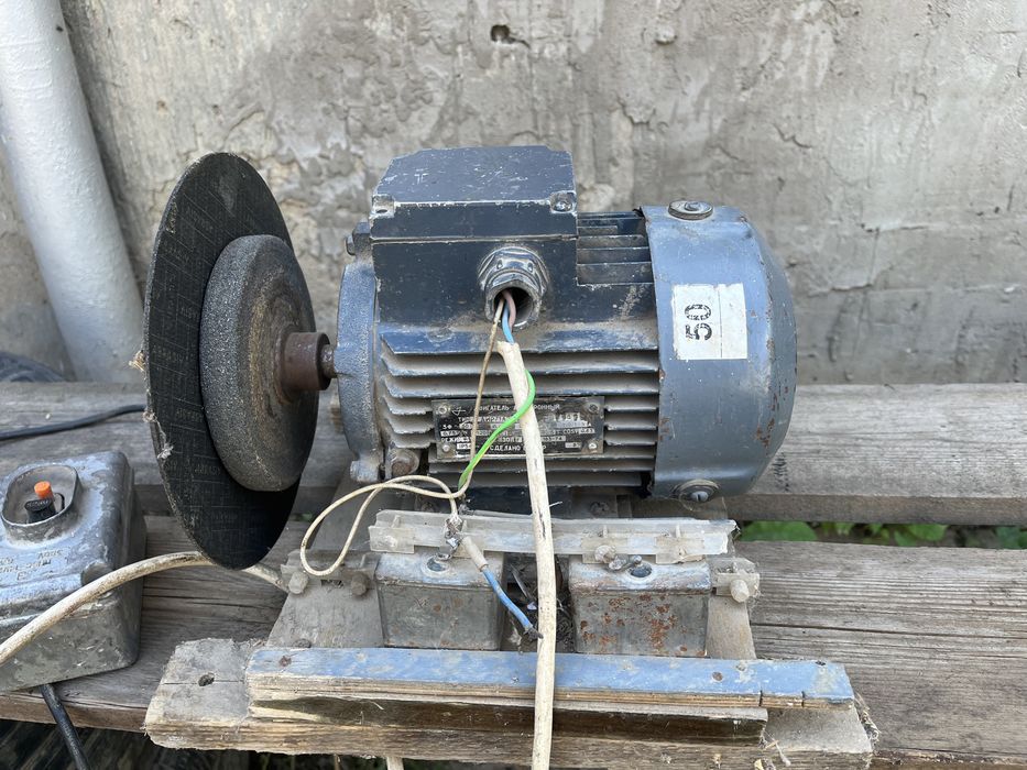 Электродвигатель 3 фазный