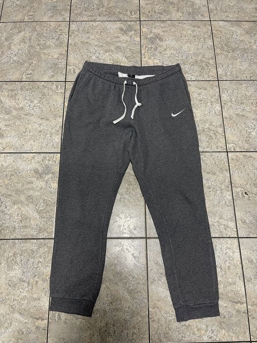 Hanorac Nike in stare buna