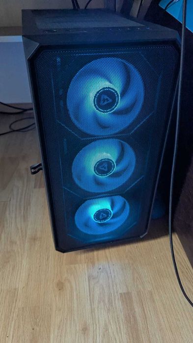 Calculator Gaming Rx 9060 xt, Ryzen 5 7600x, ca si nou