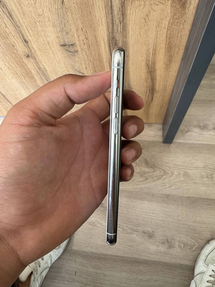 Iphone 11pro sotiladi
