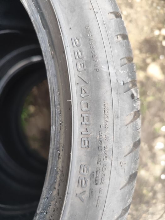 Set anvelope allseason iarna m+s Goodyear 225.40.18 dot 2021