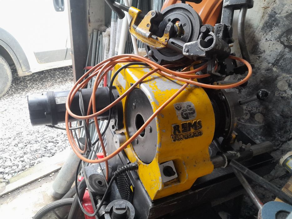 Vând strung filete rems 2 țoli.