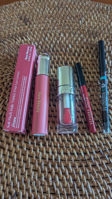 Декоративна козметика за лице Sephora Rare Beauty Clarans