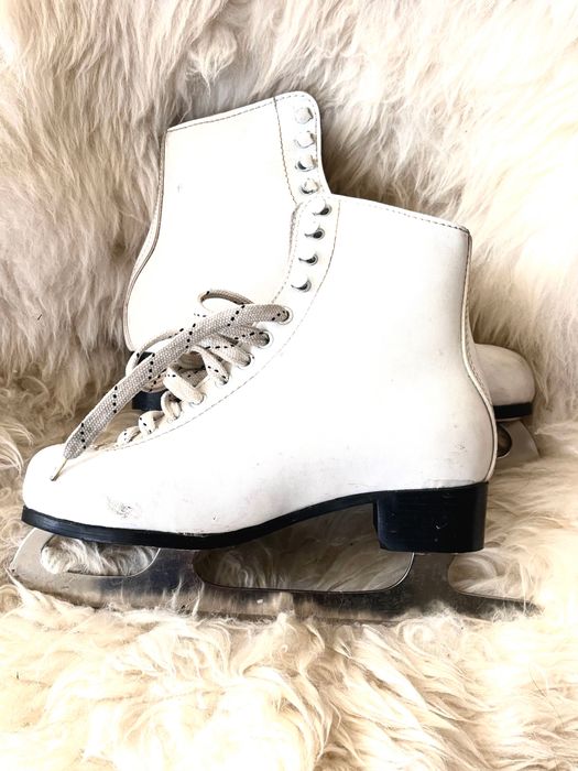 Кънки за фигурно пързаляне Black Dragon 37