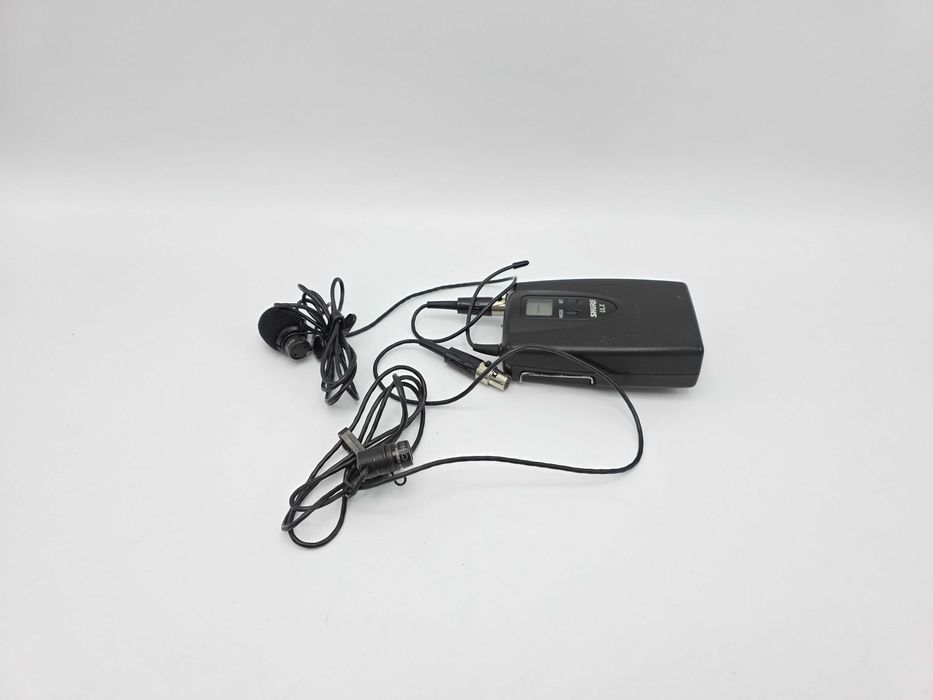 Shure ULXP4 Receiver + Body Pack Sure ULX1-R4 + 2 Shure WL 185 Mic