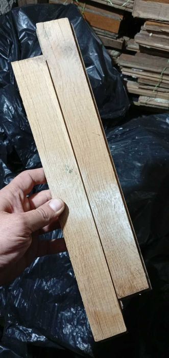 Продавам дъбов паркет за горене или разпалки