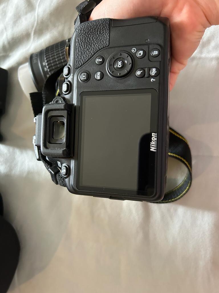 Aparat foto DSLR Nikon D3500, 24.2MP, Negru + Obiectiv AF-P 18-55mm VR