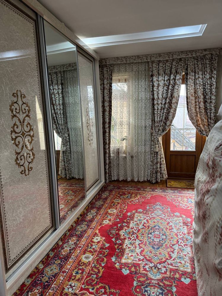 Hovli Sotiladi Продается Участка