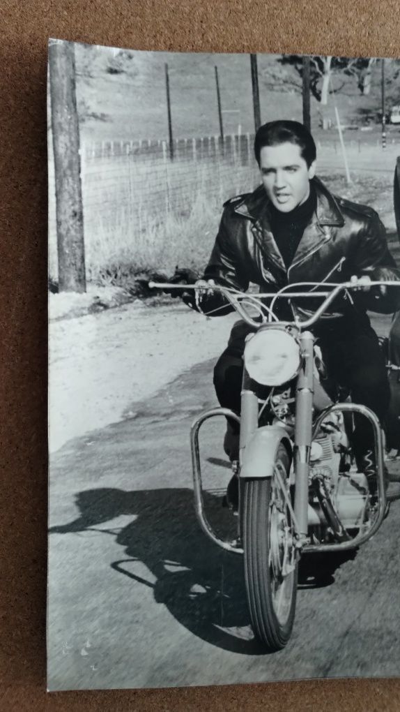 Ретро снимка на Елвис Пресли 1964.г