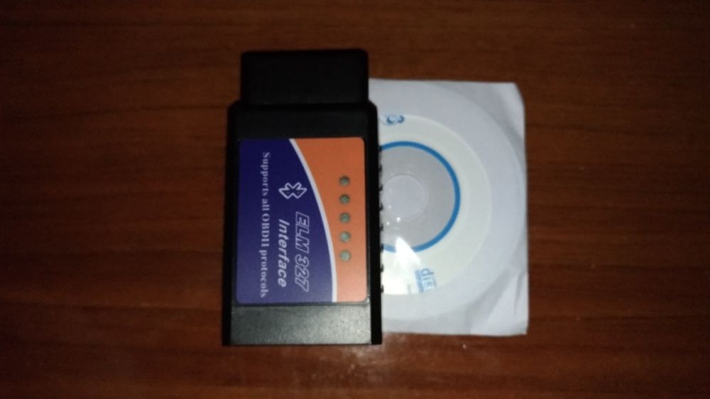 Tester elm327 bluetooth interfata diagnoza auto obd2 smartphone sau pc
