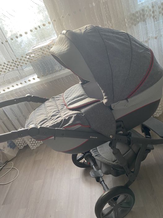 Коляска универсальная 2 в 1