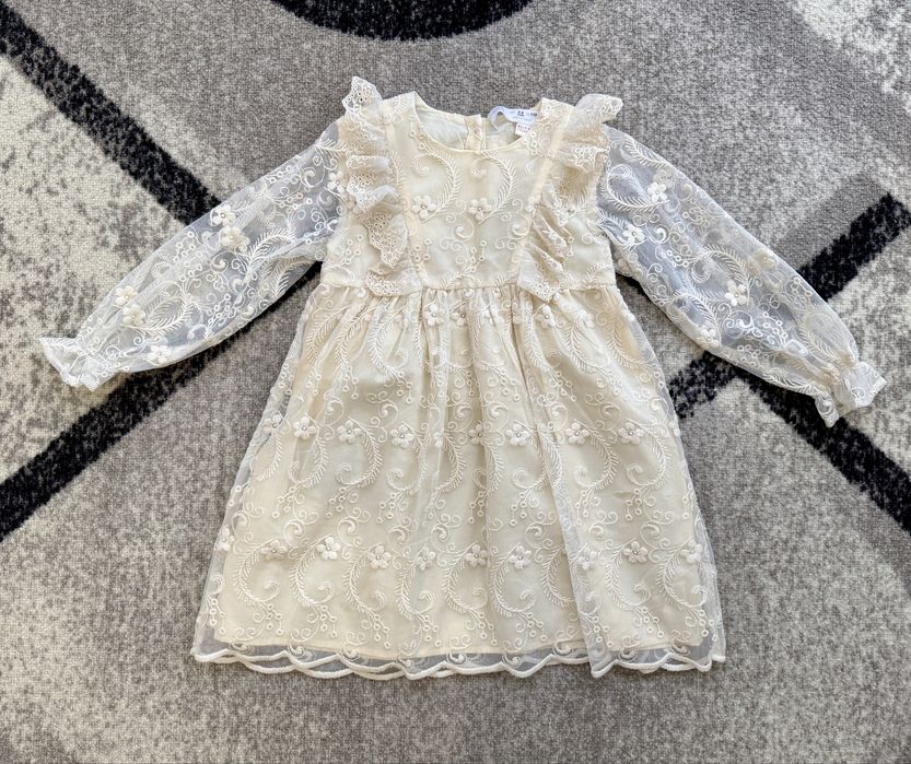 Рокля zara размер 104-110