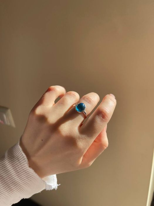 Дамски пръстен с небесносин камък , Чисто Нов.