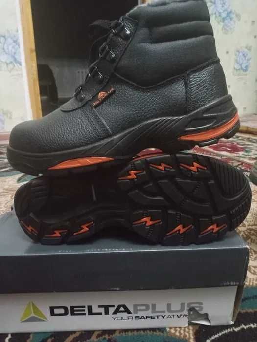 Спецобувь Delta Plus. Обувь. Спецодежда. Размер 39. НОВЫЙ. ЗИМНИЙ.