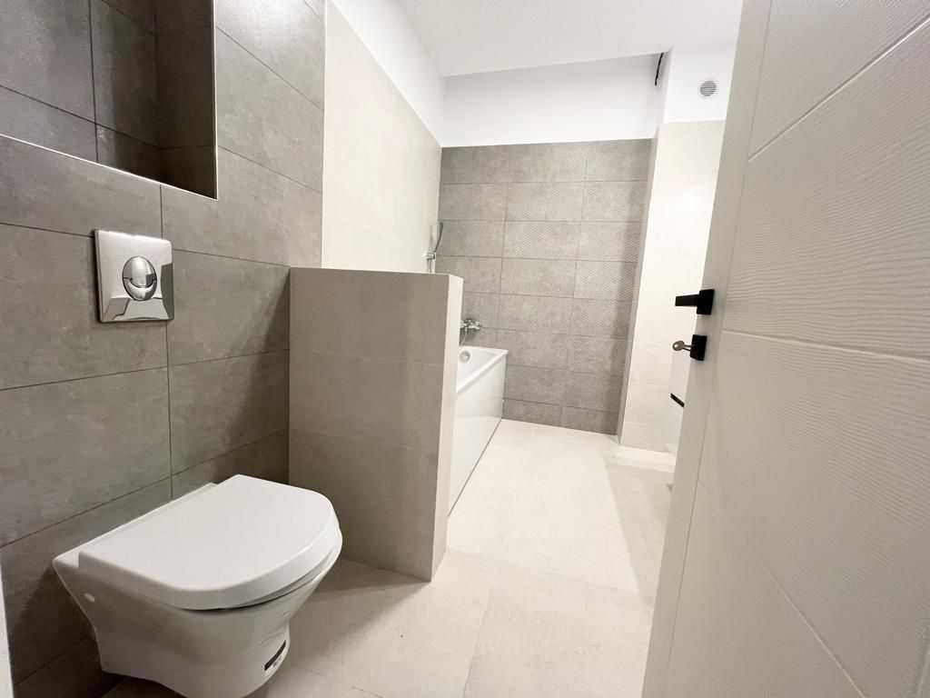 Inchiriez apartament ap 112 camere Lake One DOAR TERMEN LUNG